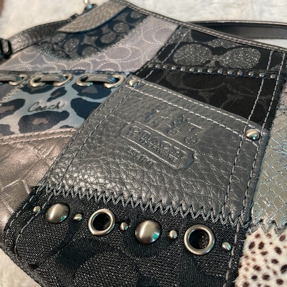 Y2K Mini Coach Patchwork Purse - Picture 15 of 16